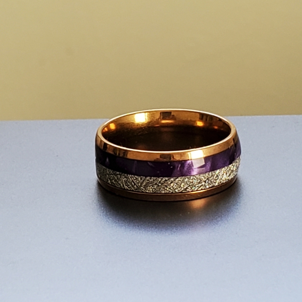 Rose Golden & Amethyst Gradient Arrow Ring Size: 9